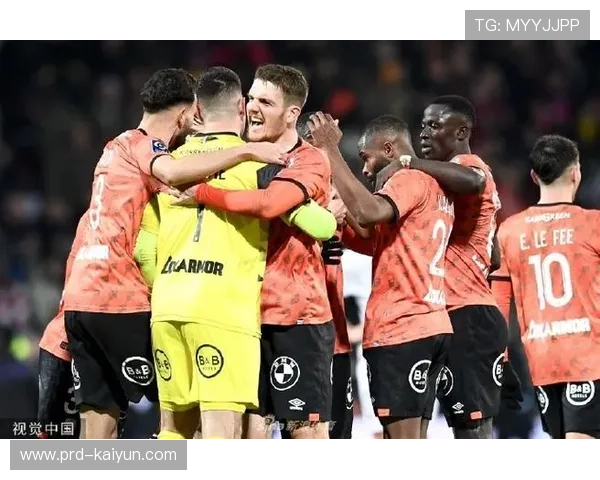 雷恩vs洛里昂半场对峙，保级队防守僵局待破